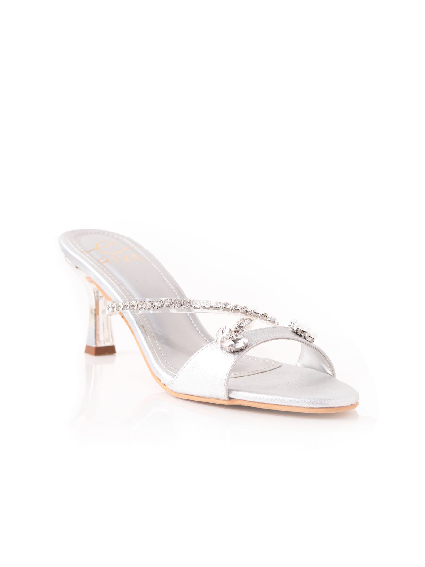 Sliver heel with cross strap